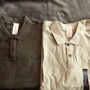 Two banana republic men’s shirts